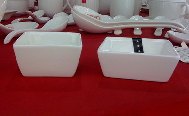 精選3寸方碟 高檔鎂質(zhì)瓷，打造酒店餐飲新體驗